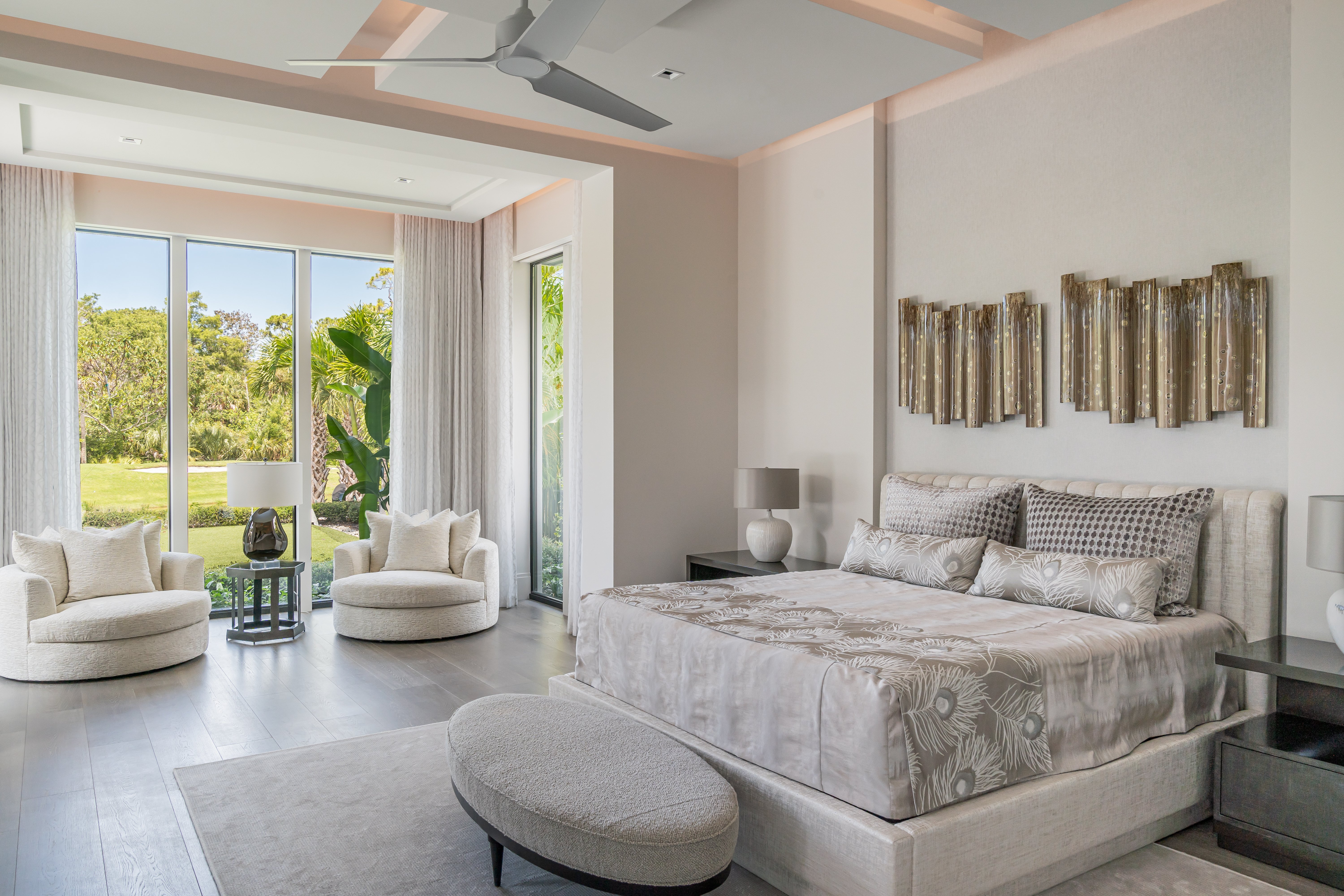 Manchen_Residence_Grey Oaks_Master_Bedroom_1